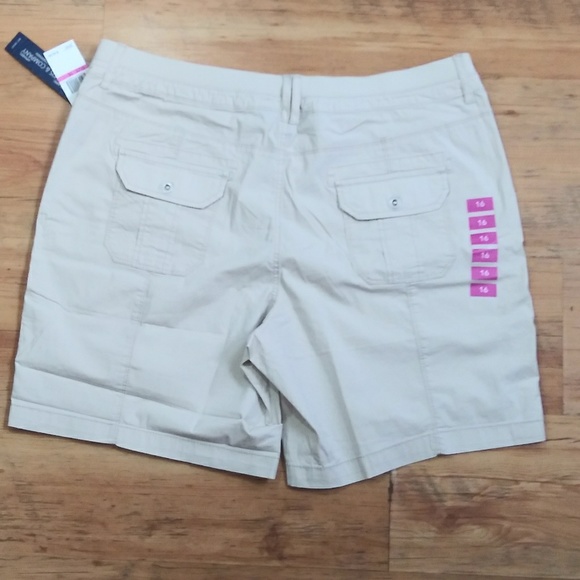 Khaki Shorts - Picture 2 of 3